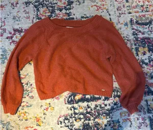 Hollister Sweater thumbnail 1