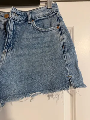 Garage Cut-Off Jean Shorts thumbnail 2