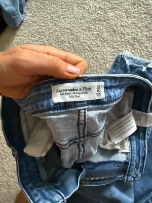 Abercrombie and fitch jeans thumbnail 3