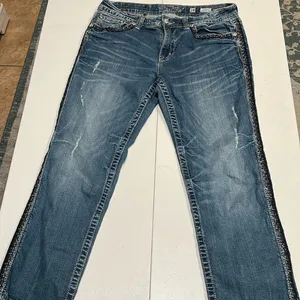 Miss me women’s boyfriend Capri size 28 embroidered leg stripe stud buttons thumbnail 1