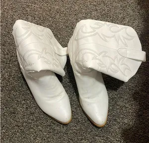 Amazon white cowboy boots thumbnail 2