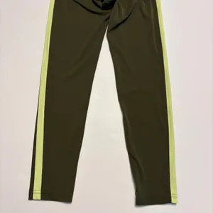 OFFLINE by Aerie Leggings Women Medium Olive Green High Rise Real Me Xtra 7/8 thumbnail 4