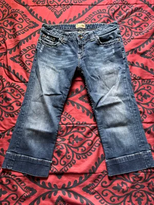 Buckle Denim Capri thumbnail 1