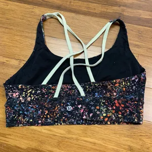 Lululemon Energy Cross Back Sports Bra Black Rainbow Floral Print Womens Size 10 thumbnail 2