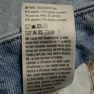 American Eagle Curvy Mom Jeans | Super High Rise | Light Wash Size 18 thumbnail 12