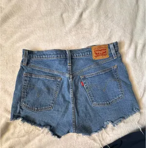 501 Levi’s Shorts thumbnail 2
