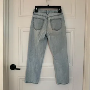 PacSun Lightwash Mom Jeans thumbnail 2