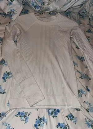 Lululemon Swiftly Long Sleeve Tech thumbnail 1