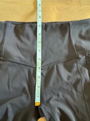 Lululemon All The Right Places Crop II 23" legging black size 6 thumbnail 9