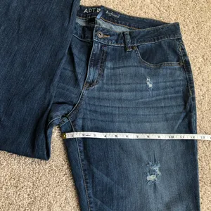 NWT Apt. 9 Women’s Boyfriend Jeans Modern Blue Denim Pants Straight Leg Size 14 thumbnail 10