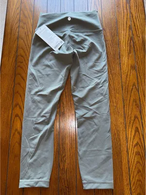 Lululemon Wunder Train High Rise 23” Grey Sage Size 6 NWT thumbnail 2