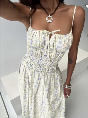 Princess Polly Loralei Shirred Maxi Dress Floral thumbnail 4