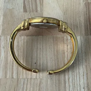 2/$20 Value Watch thumbnail 4