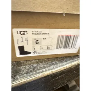 Ugg Classic Short Ii Boot Black Sheepskin Wool Suede Women Us 6 /Uk 4.5 /Eur 37 thumbnail 8