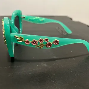 Floral Embellished Sunglasses Green thumbnail 5