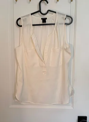 Cream Sheer Sleeveless Top Pullover Blouse with Pockets thumbnail 1