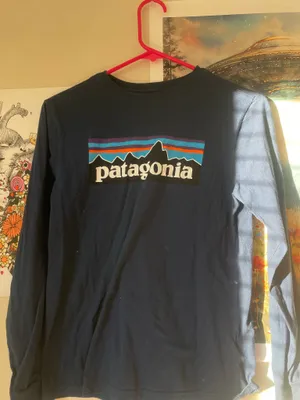 Navy Blue Patagonia Long Sleeve Top Women’s Small thumbnail 1