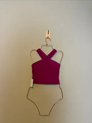 ARITZIA Babaton Sculpt Knit Criss Cross‎ Cropped Tank Size Small Pink NWT thumbnail 3