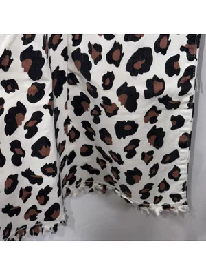 Saints & Hearts Leopard Print Flare Jeans Women’s Size Medium thumbnail 4