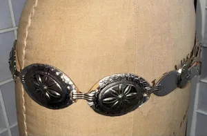 Vintage Y2K Silver Tone‎ Stamped Metal Boho Western Rodeo Concho Style Belt thumbnail 1
