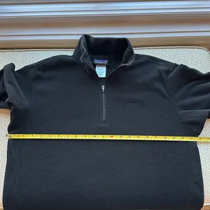Patagonia Synchilla Women’s 1/4 Zip Black Fleece Pullover size L thumbnail 6