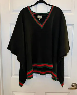 Tuckernuck‎ Knit Poncho Black Green Red OS Preppy Equestrian Work Office thumbnail 1
