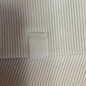 Lululemon White Striped Racerback Athletic Yoga Crop Tank Top Sports Bra Size S thumbnail 4