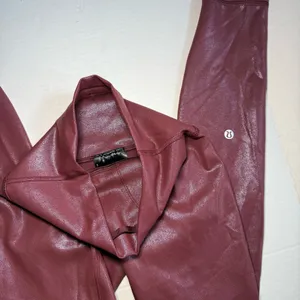 Lululemon Wunder Train High-Rise Tight 25" in Radiate Foil Print Red Merlot thumbnail 2