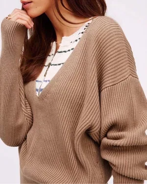 Free People Allure Tan V-Neck Oversized Sweater Ribbed Stretch Pullover Medium thumbnail 1