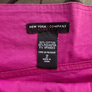 New York & Company Y2K Sleeveless Top in Fuchsia Size 2 thumbnail 4