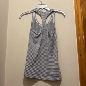 Lululemon Women's Cool Racerback II Hyper Striped White Black Size 6 thumbnail 4