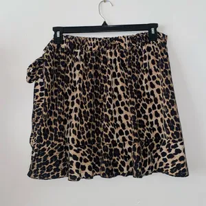 Cheetah print faux wrap skirt thumbnail 1
