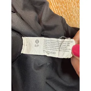 Lululemon‎ Ultra Soft Nulu Crewneck Cropped T-Shirt Black W3HPQS Small thumbnail 5