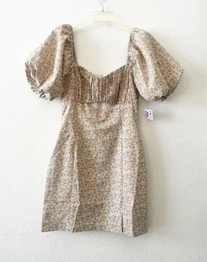ASTR Puff Sleeve Floral Mini‎ Dress Cut Out Small NEW thumbnail 1