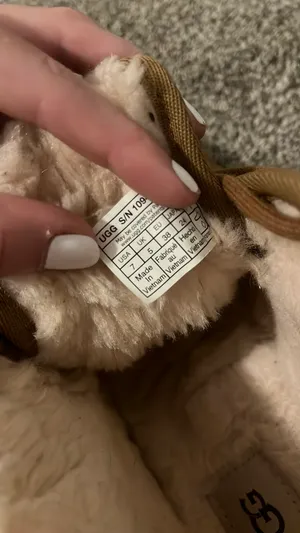 UGG Boots Women’s thumbnail 5