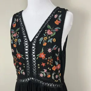 World‎ Market Dress Womens Small Medium Black Embroidered Floral Maxi Boho India thumbnail 5