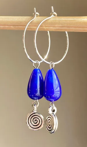 Handmade german teardrop beads & swirl dangle hoop earrings💫💙 thumbnail 1