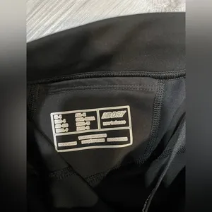 Set‎ NWOT New Balance womens Black and Green Active Leggings thumbnail 5