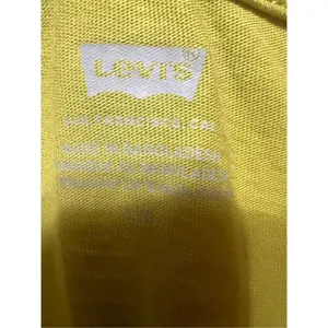Levi Womans Crop Tee Sz L Green NWT thumbnail 3