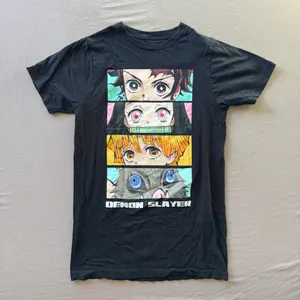 Hot Topic Demon Slayer Anime Manga Graphic Tee thumbnail 1