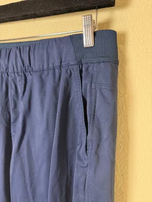 The North Face Women's Navy Blue Joggers Jogger Pants Size Medium thumbnail 3