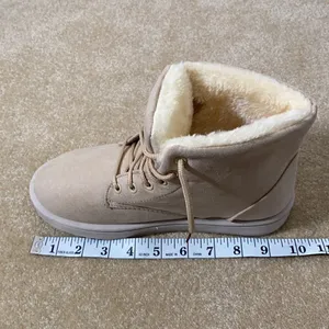 Women’s (or Men’s) Soft Faux Fur Lined Lace Up Boots Tan Size 39 EU NEW thumbnail 8