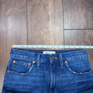 Madewell Wide-Leg Crop Jeans in Marsing Wash: Raw-Hem Edition Womens Sz 26 $128 thumbnail 8