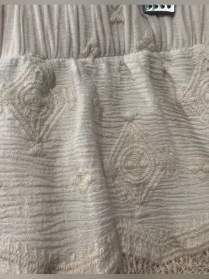 ASTR Cream Off White Lace High Waisted pull on cotton blend shorts size medium thumbnail 7