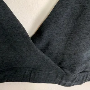 Beyond Yoga Spacedye Crossed Over Bra Darkest Night Black Womens Large NEW thumbnail 3