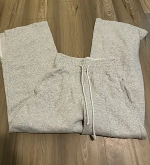 Abercrombie pants thumbnail 1