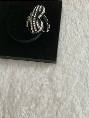 Black Heart Ring with Crystal Zebra Stripes thumbnail 4