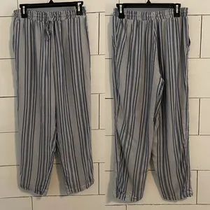 American Eagle Stripe Lounge/Beach Pants. Size Medium. EUC thumbnail 1