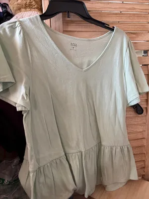 a.n.a Light Mint V-Neck Peplum Short Sleeve Top Medium thumbnail 1