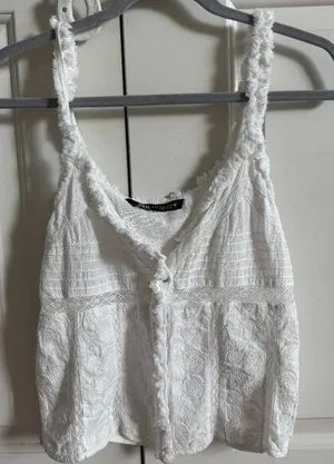 Zara White Top thumbnail 1